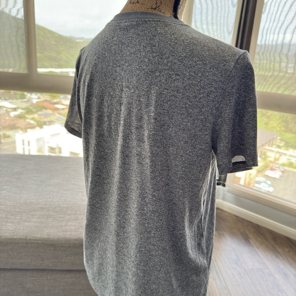 Nike Heather Gray Sports Tee - Picture 5 of 9